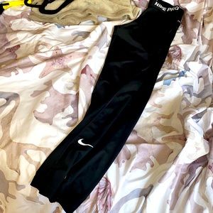 Nike leggings